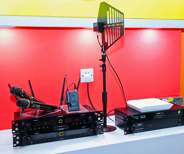 Peralatan Audio & Video